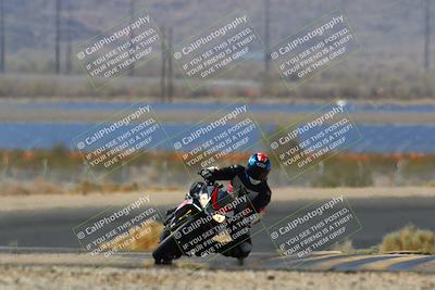 media/Apr-10-2022-SoCal Trackdays (Sun) [[f104b12566]]/Turn 14 (10am)/